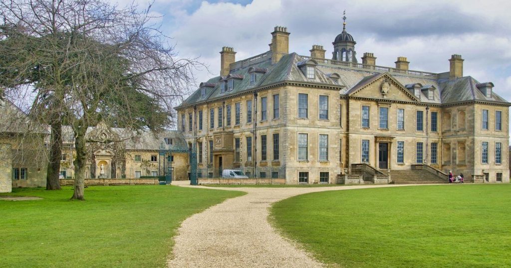 Stately home in Lincoln