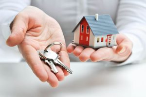 Read more about the article 31 Questions to Ask When Buying a House